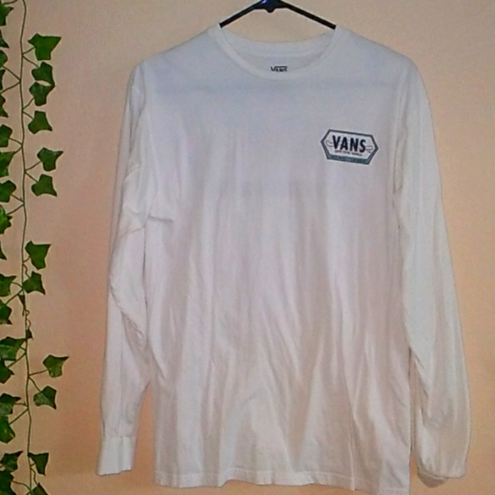 Long sleeve t-shirt